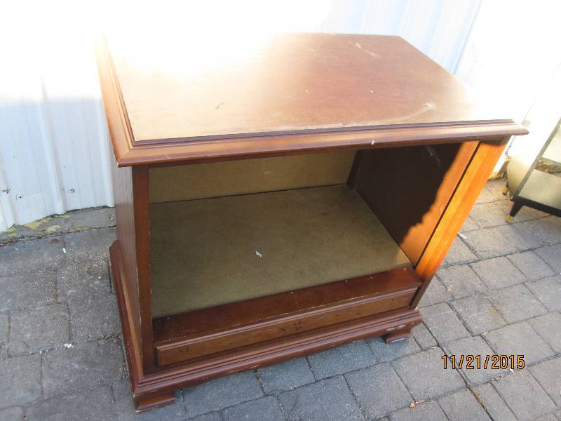 Vintage look wood cabinet on wheels...