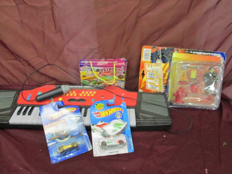toy piano,fire rescuer,princess puz...