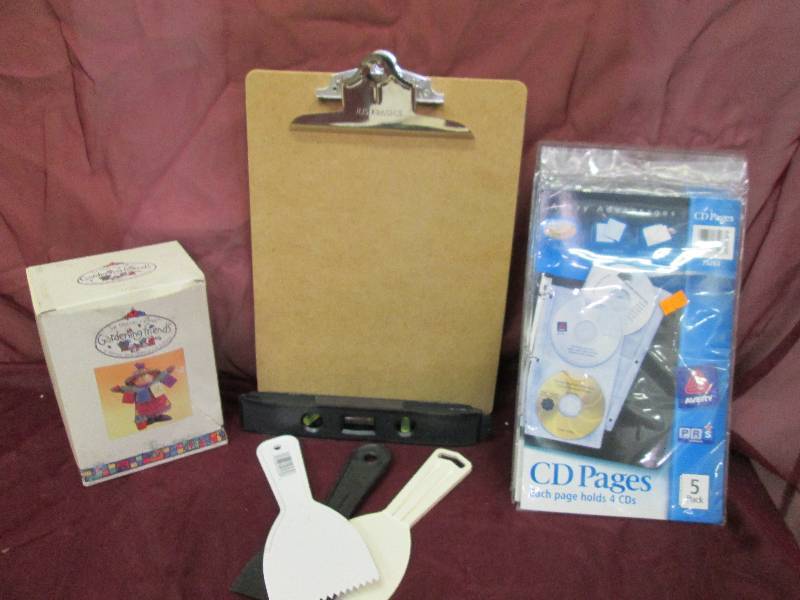clipboard,level, x4 cd pages,garden...