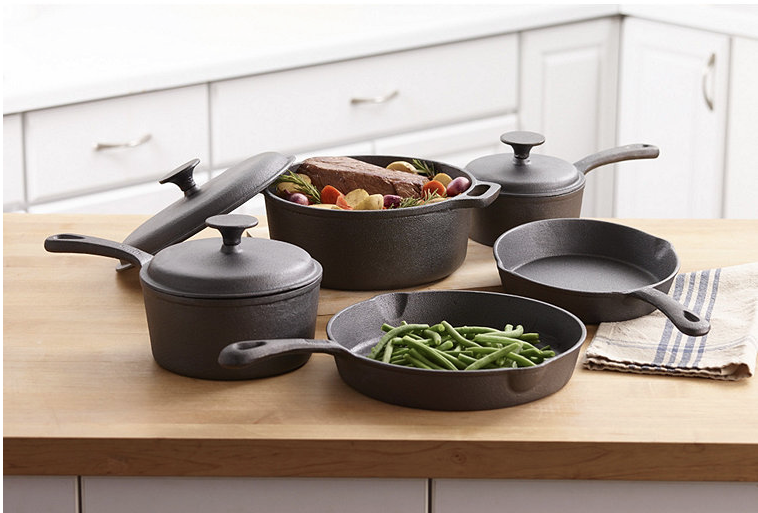 lot 19 image: Chefs Mark 8-Pc. Cast Iron Cookware Set