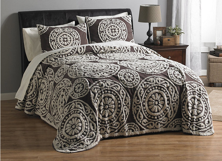 lot 27 image: alcove Jemma Chenille Bedspread - Queen