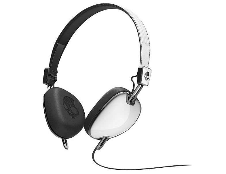 lot 99 image: Lot of TWO (2) Skullcandy Headphones