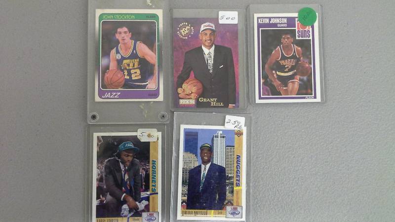 Basketball Card Lot (5 Cards)
