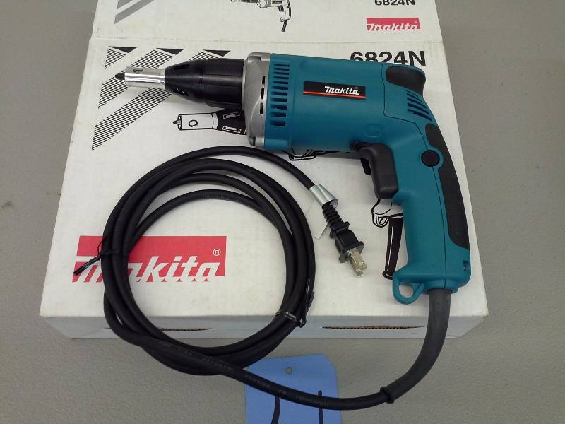 Makita 6824N Screw gun