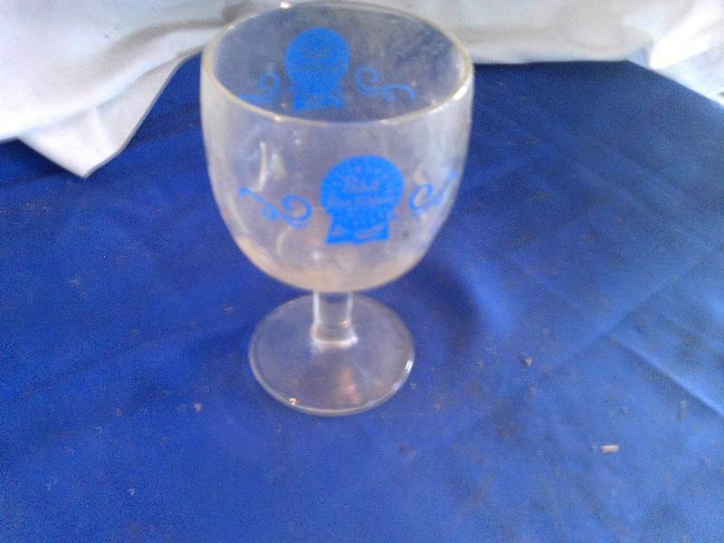 vintage pabst blue ribbon beer goblet