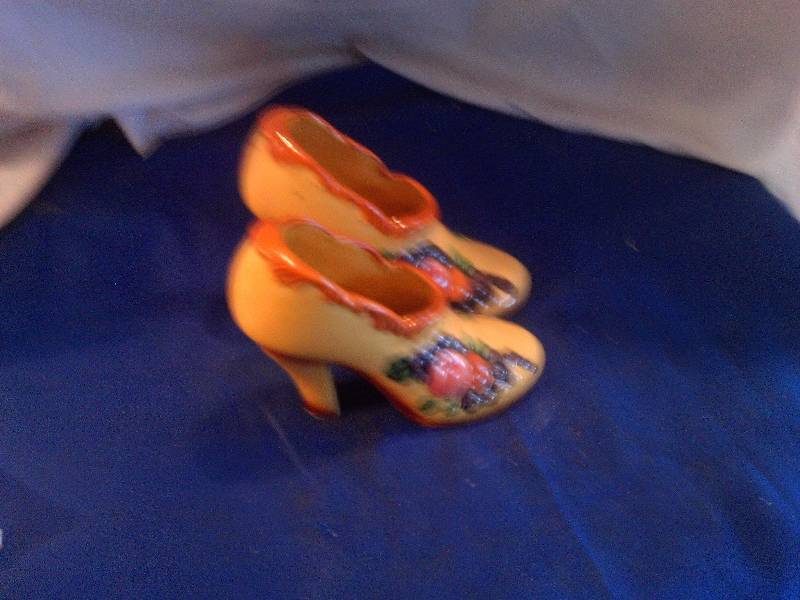 vintage glass lefton shoes