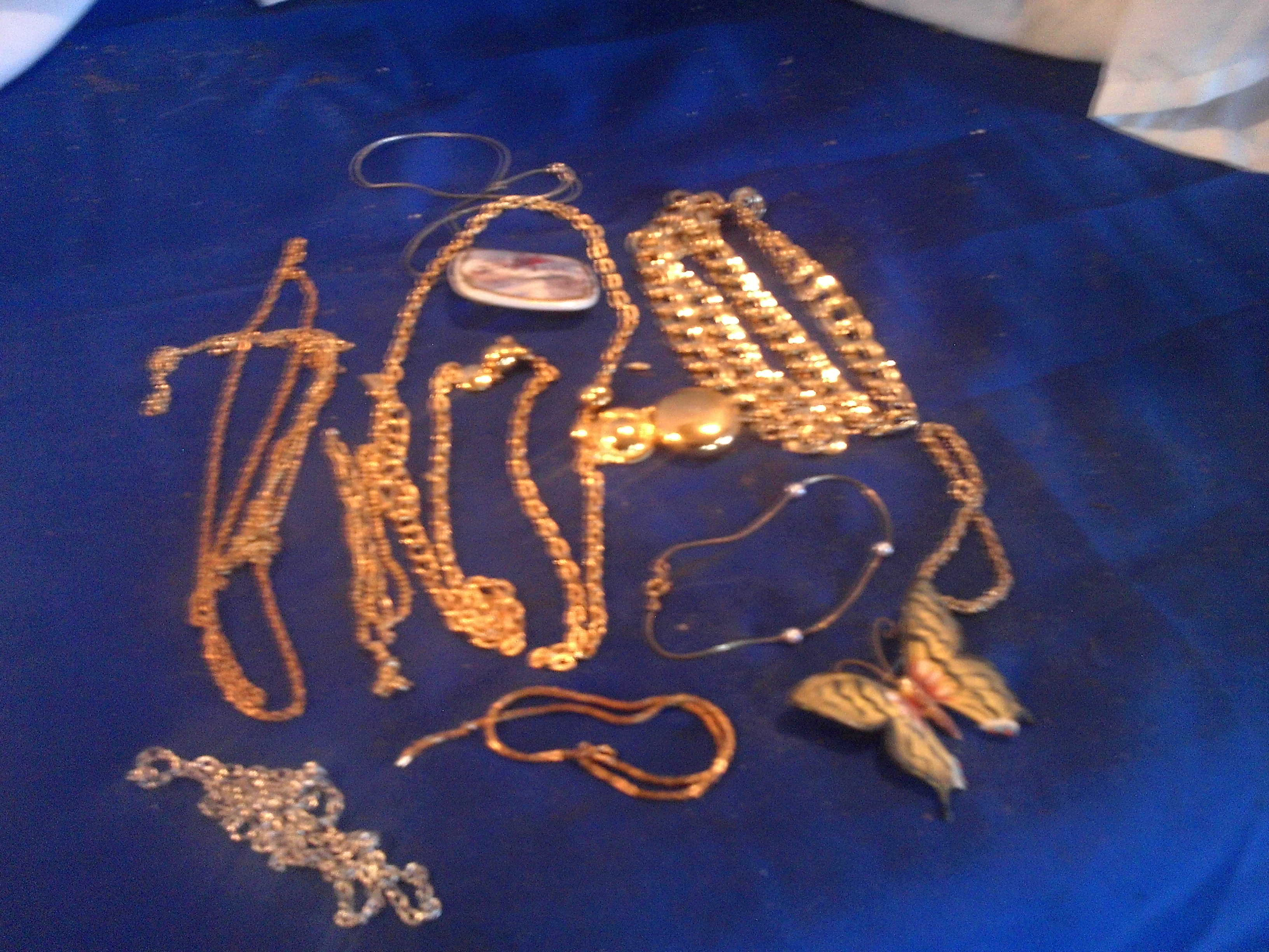 costum jewlery