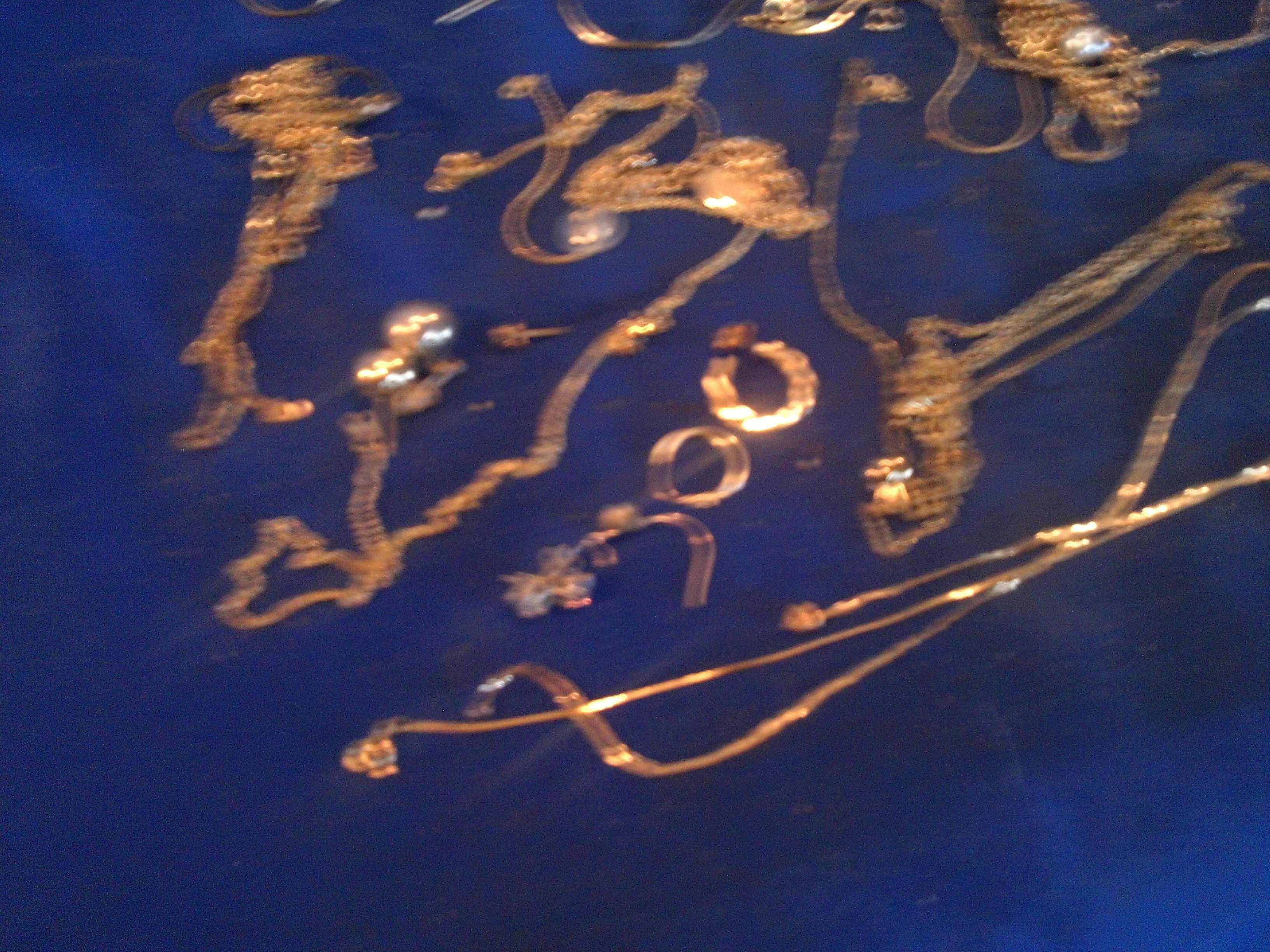costum jewlery