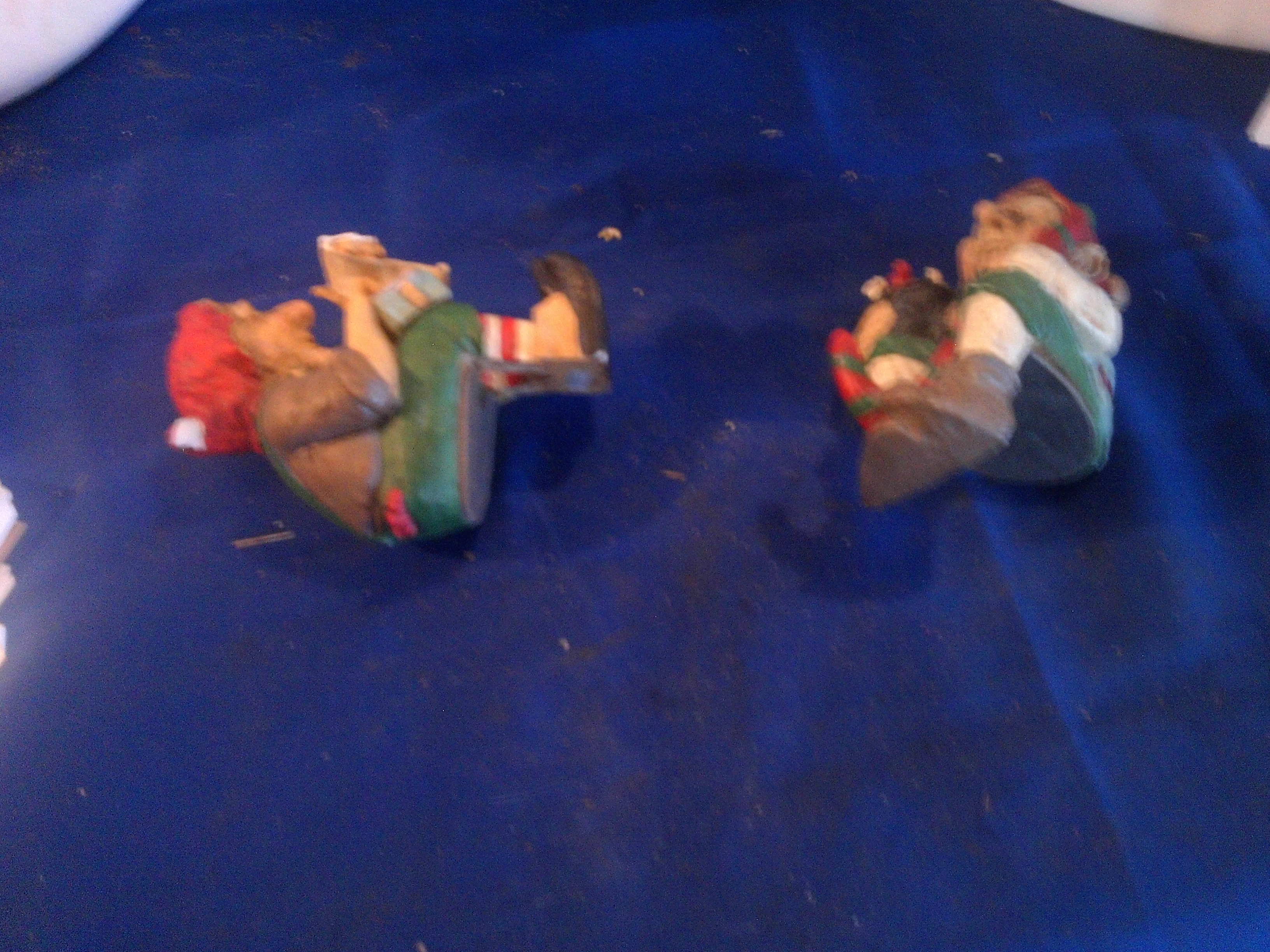 2 vintage gnomes