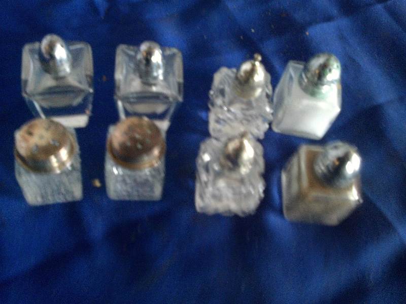 set of 4 vintage salt and peppers