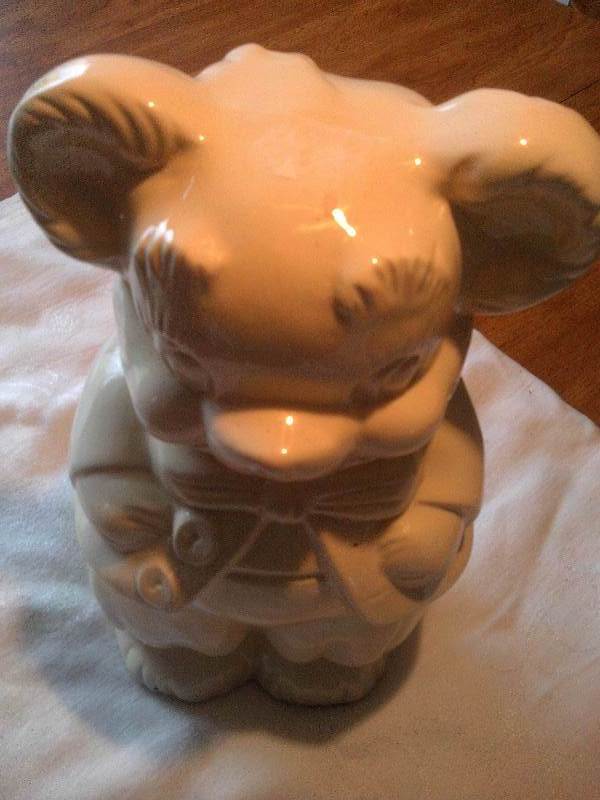 vintage mouse cookie jar