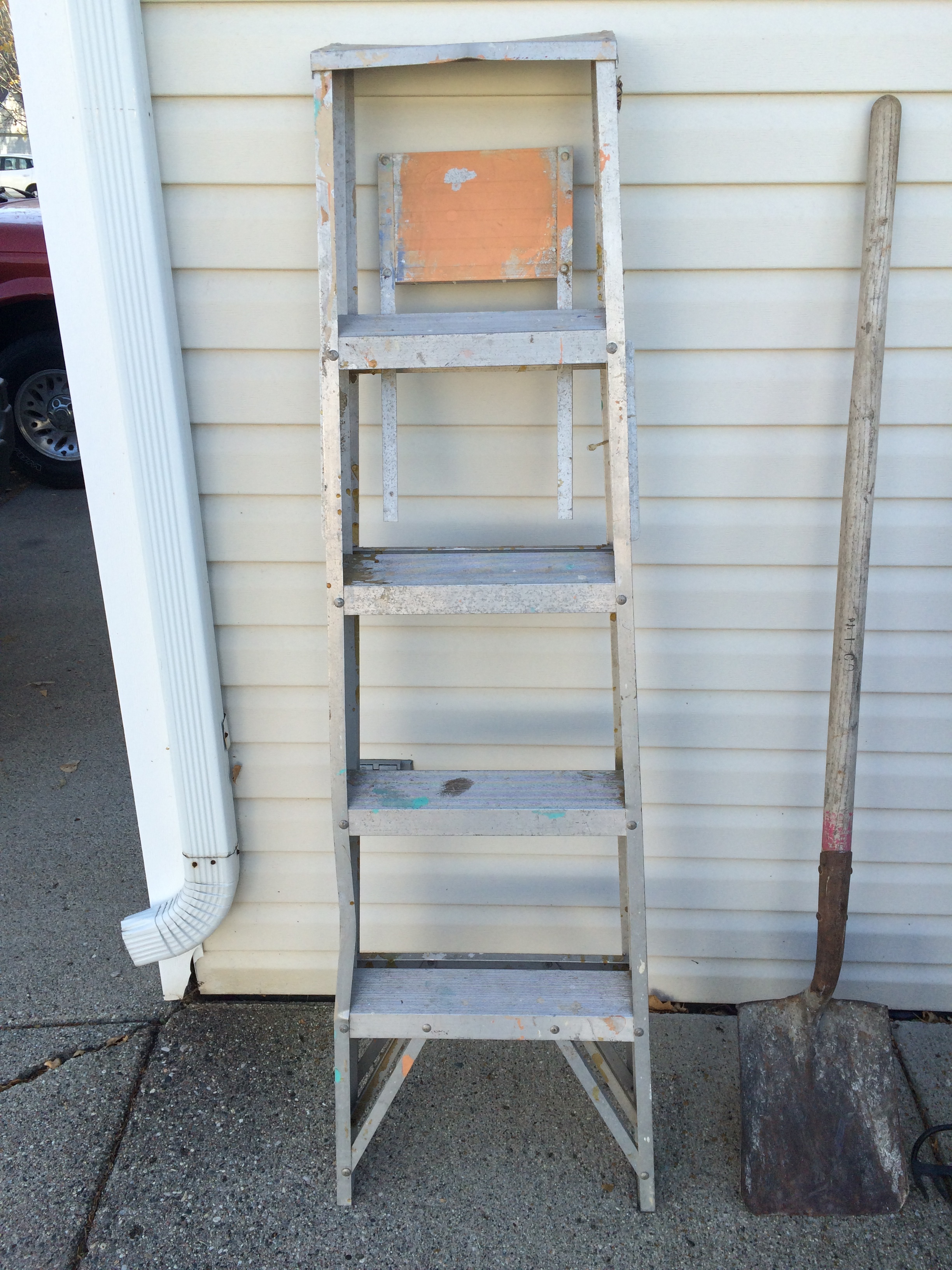 LadderShovels