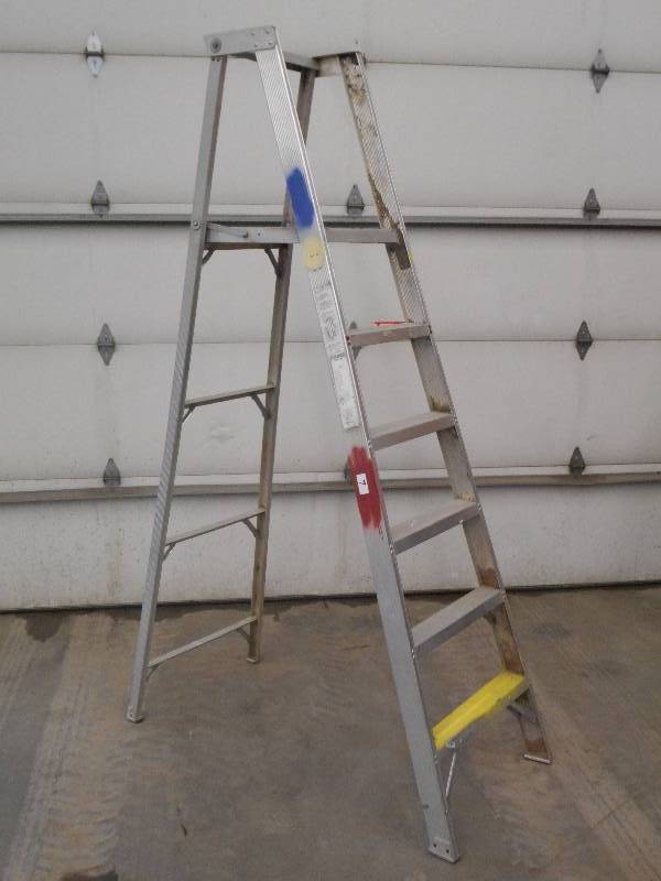 8ft Aluminum Painters Ladder ...