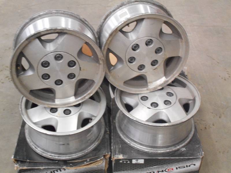 (4) 1994 Chevy 1500 16 Rims ...