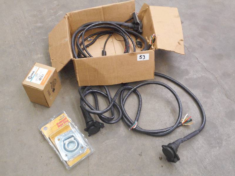 Box Of (3) 12Volt RV7-Blade Traile...