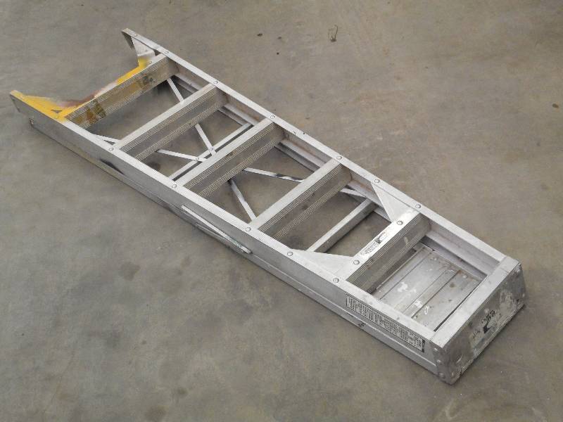 6ft Aluminum Step Ladder ...