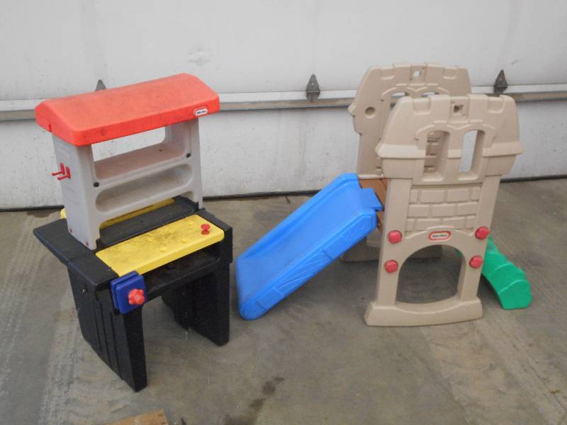 (2) Plastic Toddler Play Toys ...