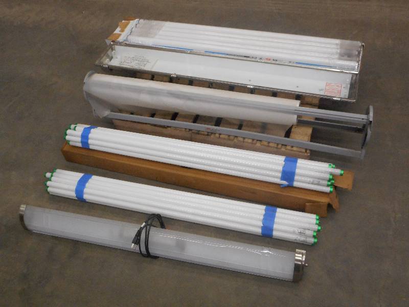 Pallet Lot (2) Bundles Of T8 48 L...
