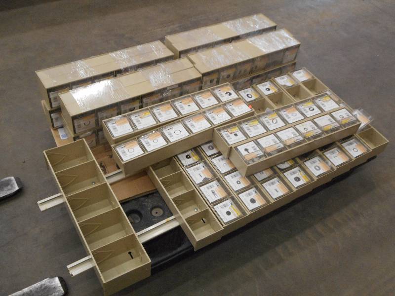 Pallet Lot Full Of Plastic PartsN...