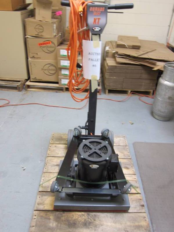 Square Cat XT Oscillating Floor Machine
