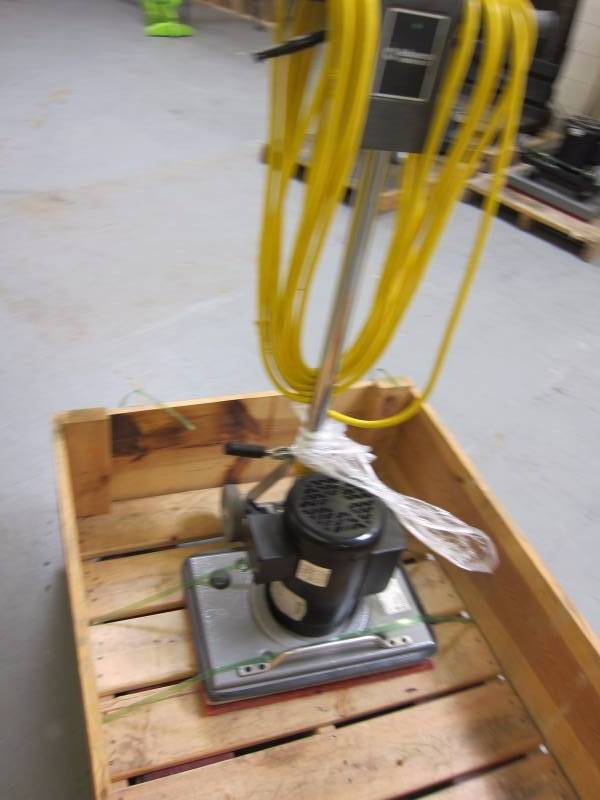 Advance FM800 Oscillating Floor Machine