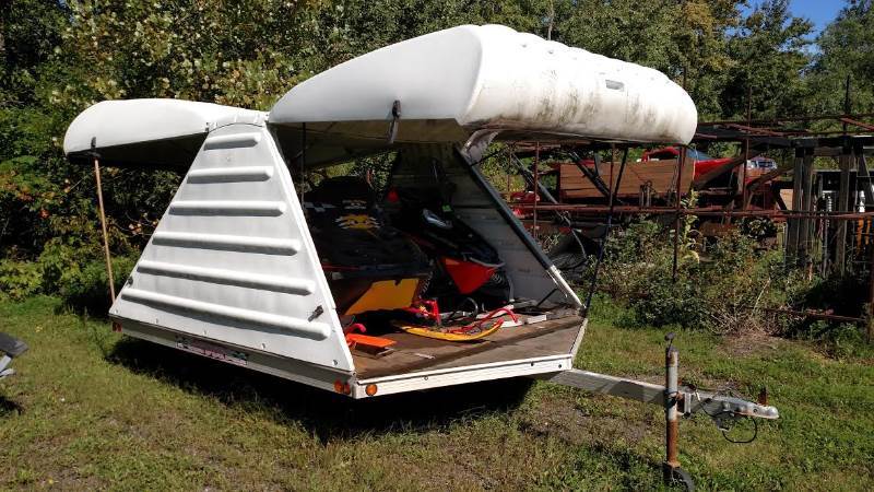 lot 4 image: Sledbed 2-Place Snowmobile Trailer