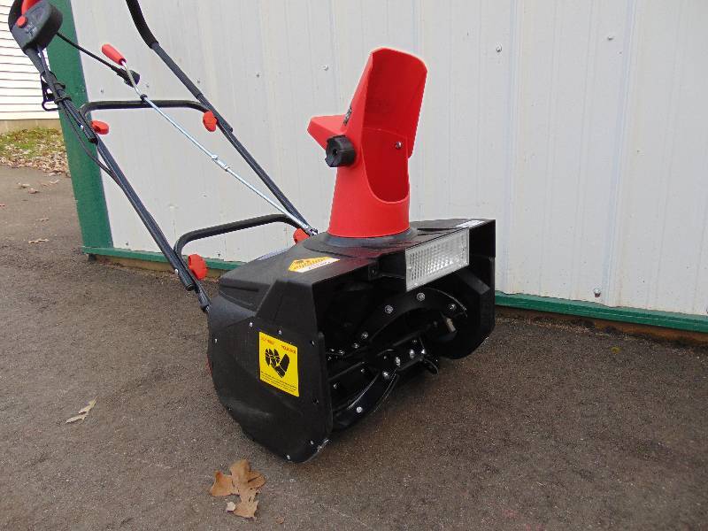 SnowJoe Max 18 Electric Snow Thrower w Light