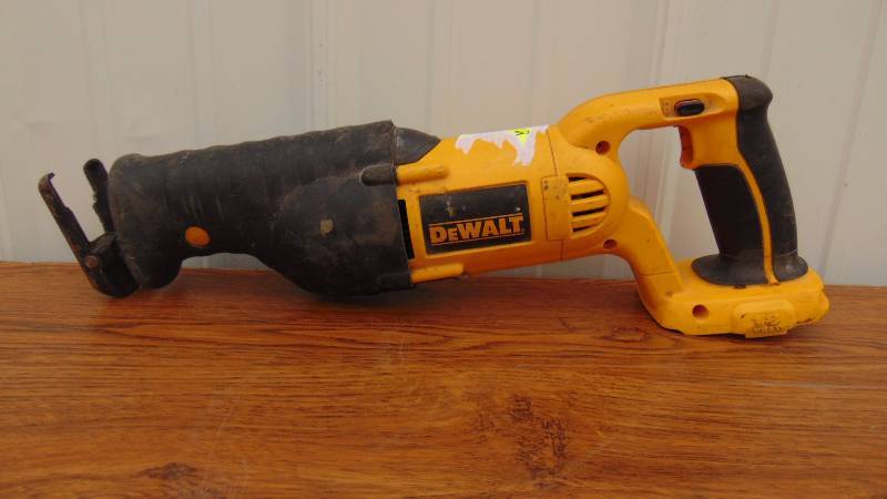 Dewalt 18Volt Sawzall