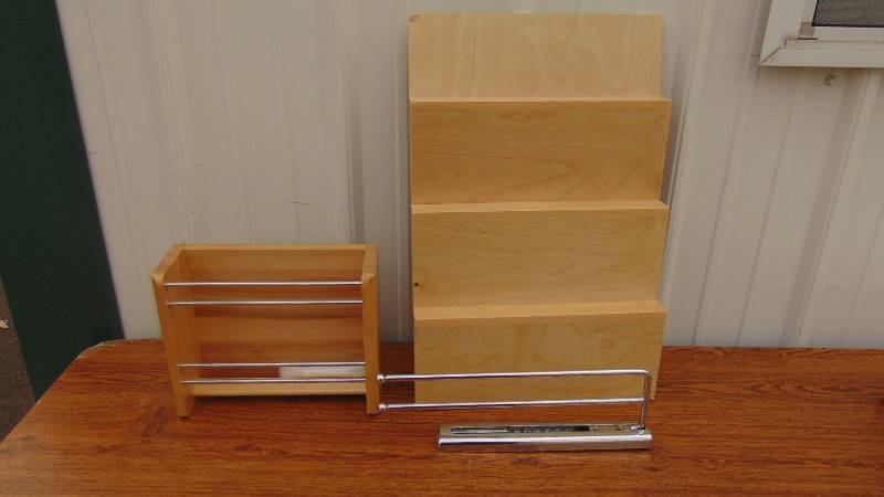 Lot of Cabinet Accessories