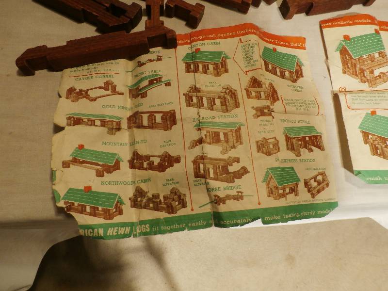 lot 79 image: Vintage American Log Toy Building Set