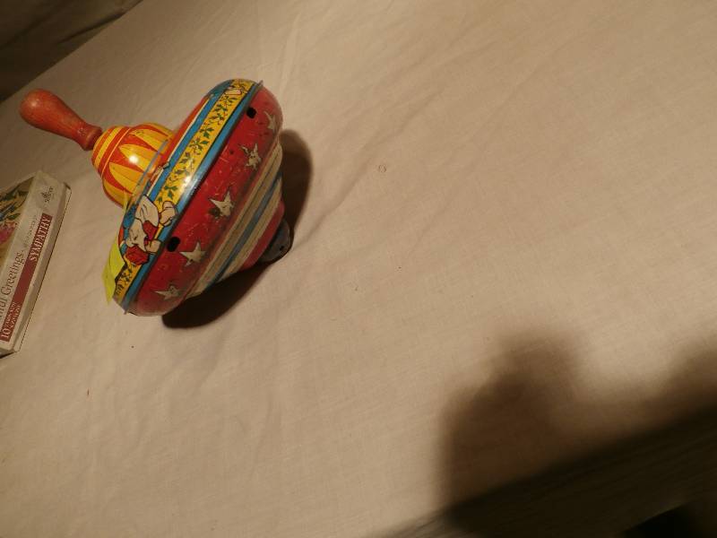 lot 84 image: Vintage Metal Toy Top-Spins Good