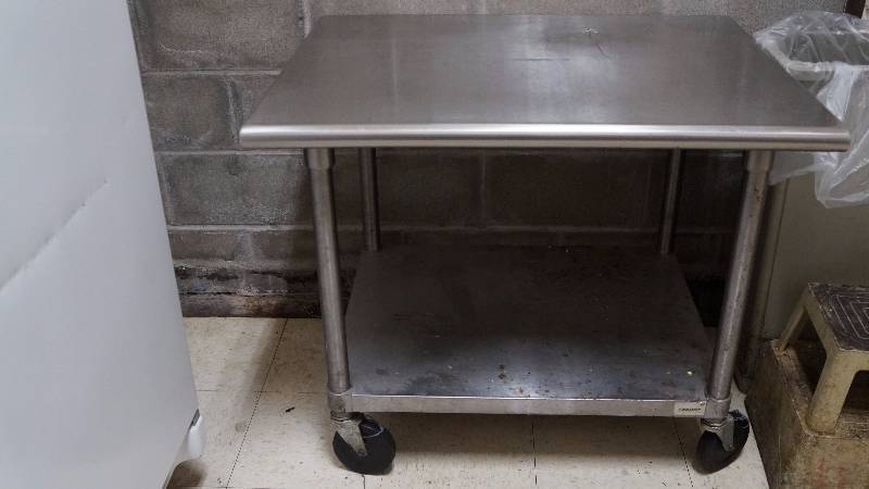 Commercial NSF Advance Tabco Metal Counter w Shelf on Wheels