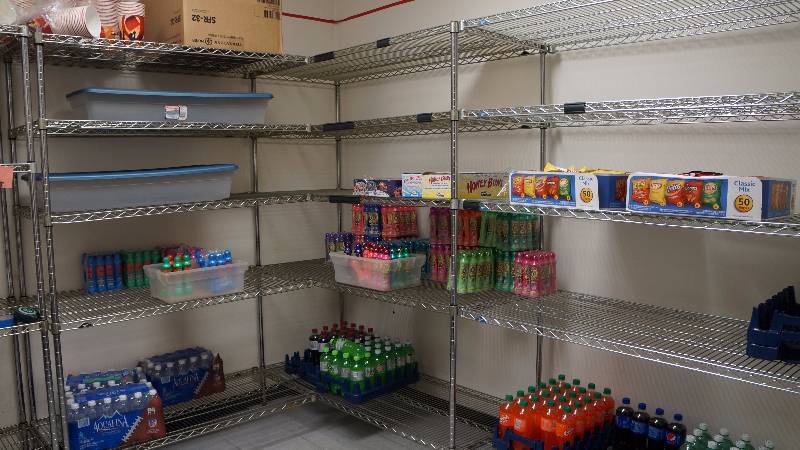 Commercial NSF Metro Corner Shelf w 5 Shelves