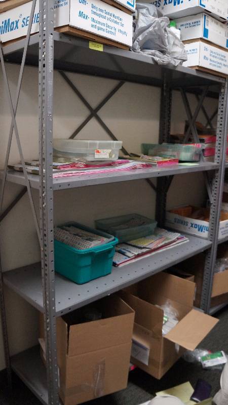 Heavy Duty Metal Shelving Unit w 5 Shelves