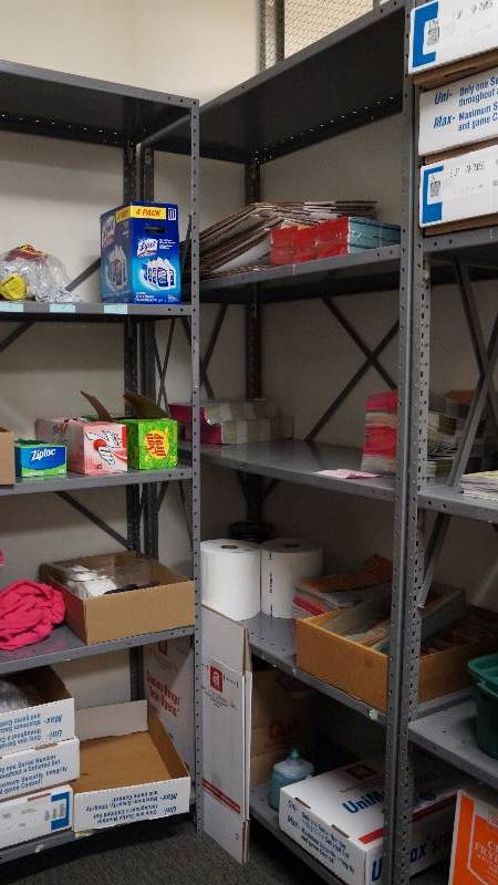 Heavy Duty Metal Shelving Unit w 5 Shelves