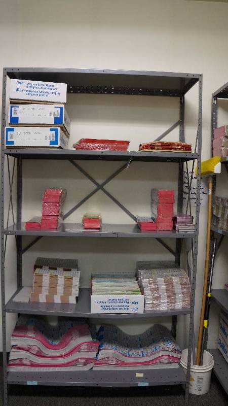 Heavy Duty Metal Shelving Unit w 5 Shelves