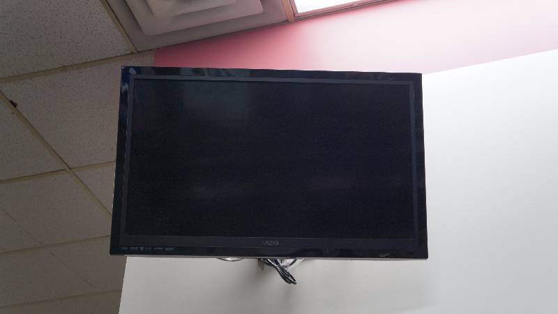Vizio 32 Flat Screen TV