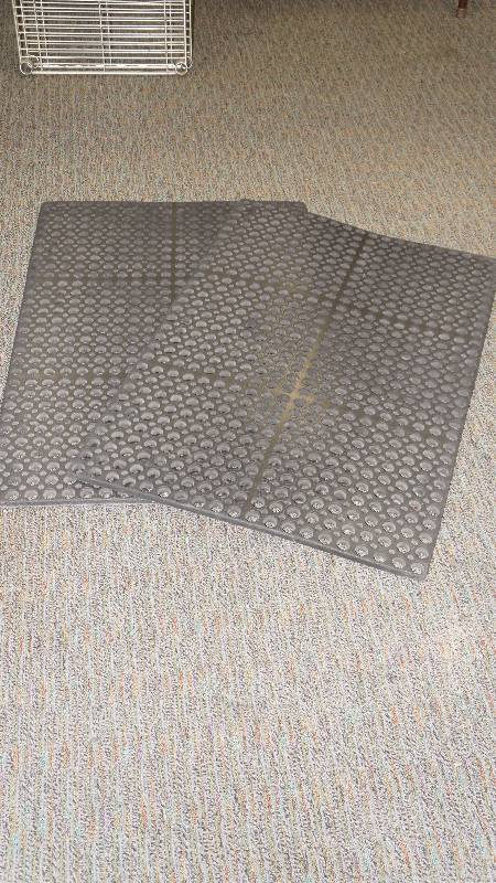 Lot of 2 Anti-Fatigue Mats