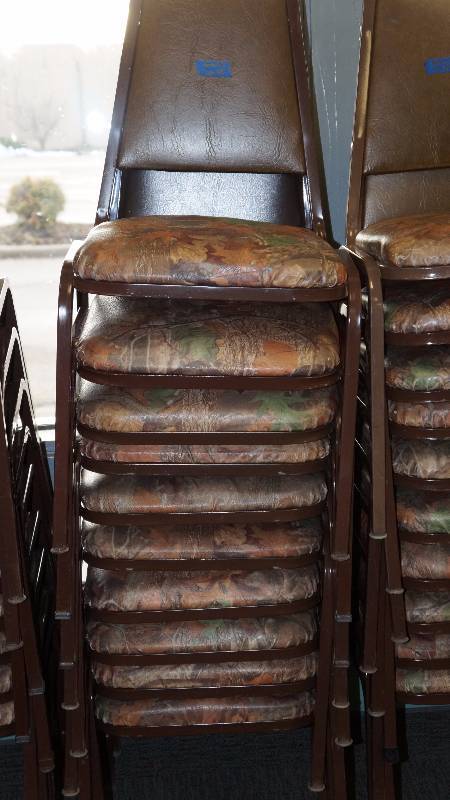 Set of 10 Stackable Chairs - Brown Camoulflage