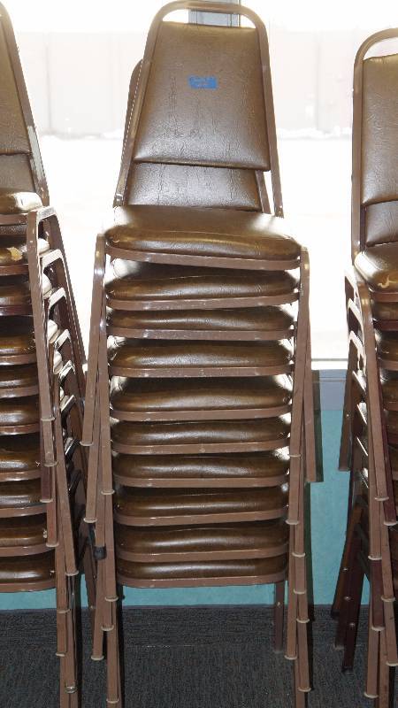 Set of 10 Stackable Chairs - Brown