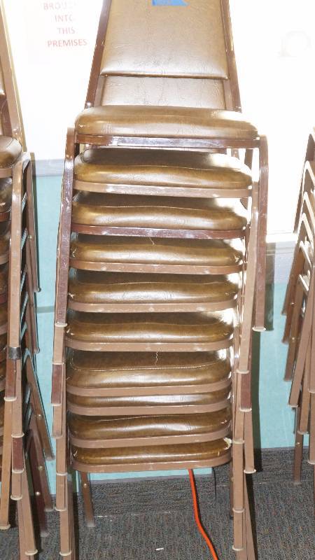 Set of 10 Stackable Chairs - Brown