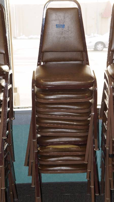 Set of 10 Stackable Chairs - Brown