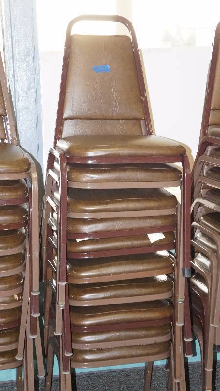 Set of 10 Stackable Chairs - Brown