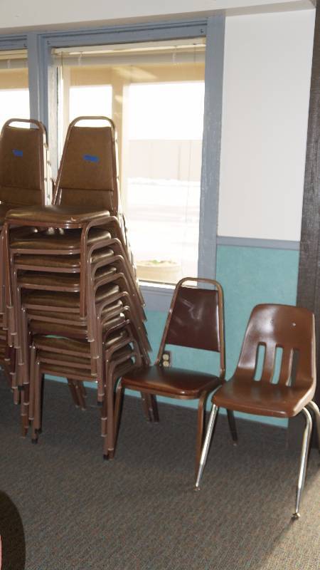 Set of 12 Stackable Chairs - Brown