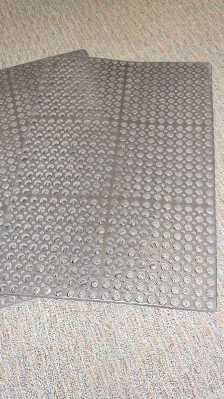 Lot of 2 Anti-Fatigue Mats