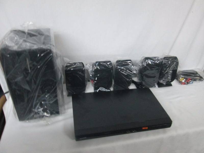 lot 26 image: SuperSonic 540-Watt DVD Home Theater Sound System