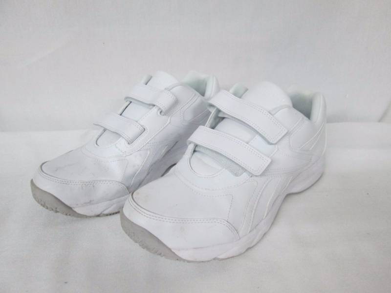 lot 83 image: Reebok Mens Work n Cushion Work Shoe - Wide