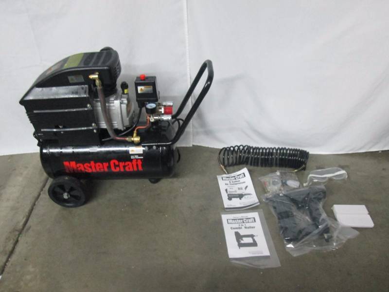 lot 6 image: Master Craft 6-Gallon 3.5HP Air Compressor