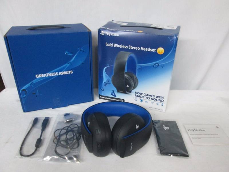 lot 27 image: PS4PS3 7.1 Stereo Headset