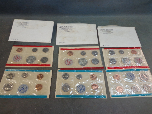 lot 11 image: Coins